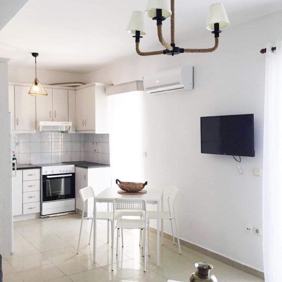 Aqualia Apartment 1 カルパトス エクステリア 写真